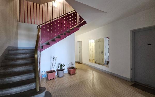 Appartement à vendre    2 pièces • 67,15 m2 Saint-Étienne