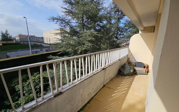 Appartement à vendre    2 pièces • 67,15 m2 Saint-Étienne