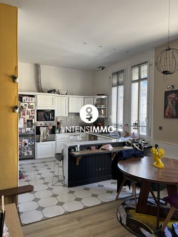 Immeuble 8 pièces - 190m² - Bordeaux - Saint Genes 630 000 € f t