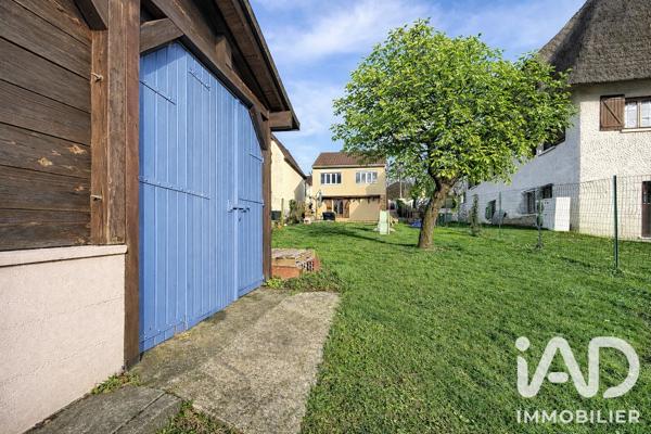 Location maison 5 pièces 100 m² Mandres-les-Roses