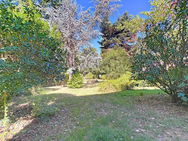 Maison T5 – 170 m² avec parc arboré de 1700 m²