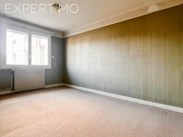 Sainte-Geneviève-des-Bois (91700) Maison offrant multiples possibilités,Idéale grande famille, besoin d’espace ou activité professionnelle