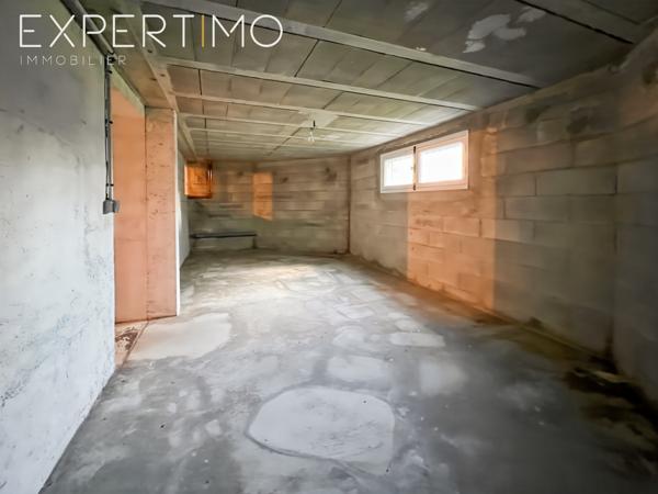 Sainte-Geneviève-des-Bois (91700) Maison offrant multiples possibilités,Idéale grande famille, besoin d’espace ou activité professionnelle