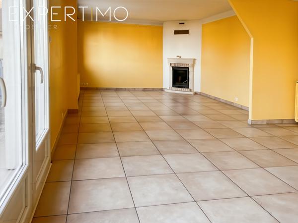 Sainte-Geneviève-des-Bois (91700) Maison offrant multiples possibilités,Idéale grande famille, besoin d’espace ou activité professionnelle