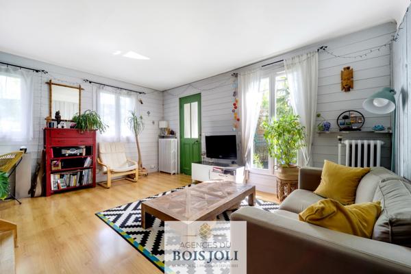 Maison
                                                                                                                                                                                                                                                                                                                        3 pièce(s)                                                                                                                                                                                                          2 chambre(s)                                                                                                                                                                                                          69  m²
