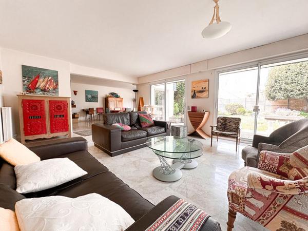 MAISON VAL DE CHEZINE - BOUVARDIERE 5 chambres