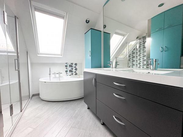 MAISON VAL DE CHEZINE - BOUVARDIERE 5 chambres