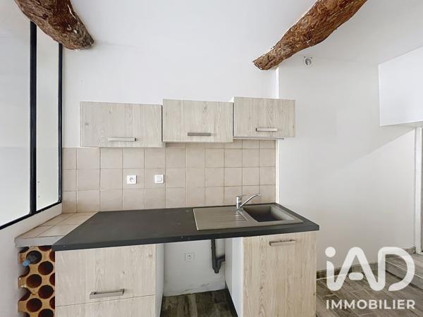 Location maison 3 pièces 76 m² Lambesc