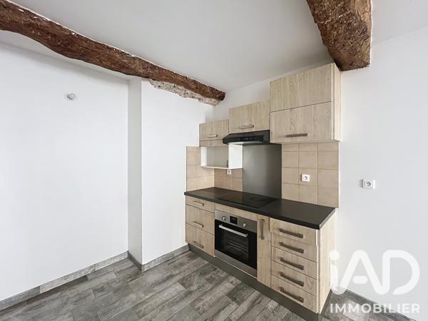 Location maison 3 pièces 76 m² Lambesc