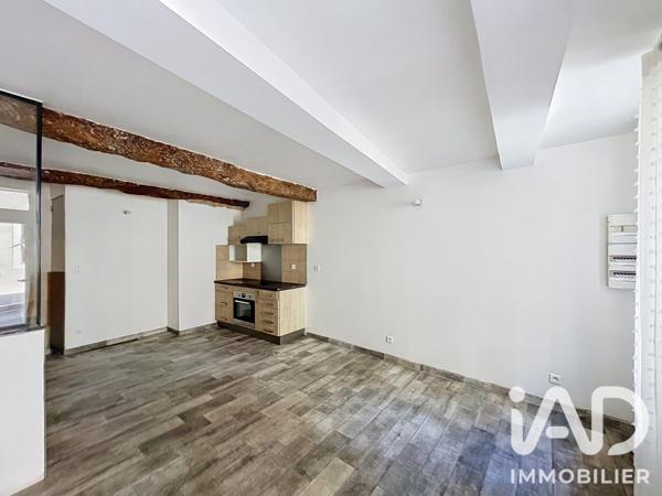 Location maison 3 pièces 76 m² Lambesc