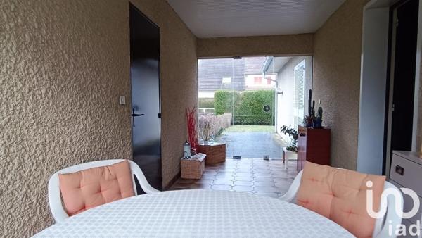 Maison traditionnelle 5 pièces de 110 m² à Cires-lès-Mello (60660)