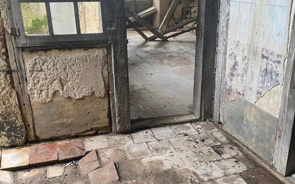 Maison à vendre    2 pièces •  Lautrec