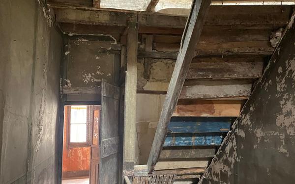 Maison à vendre    2 pièces •  Lautrec