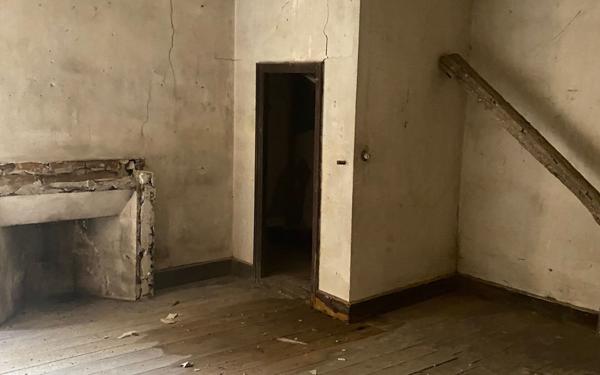 Maison à vendre    2 pièces •  Lautrec