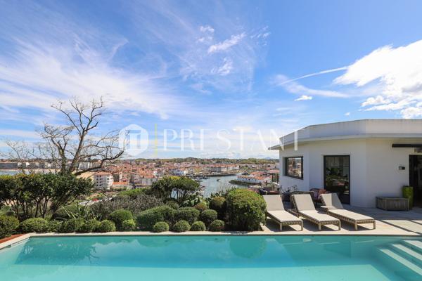 PAULA – COLLINE DE BORDAGAIN – VUE EPOUSTOUFLANTE ET PISCINE – 10 PERSONNES, CIBOURE