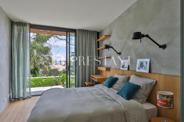 PAULA – COLLINE DE BORDAGAIN – VUE EPOUSTOUFLANTE ET PISCINE – 10 PERSONNES, CIBOURE