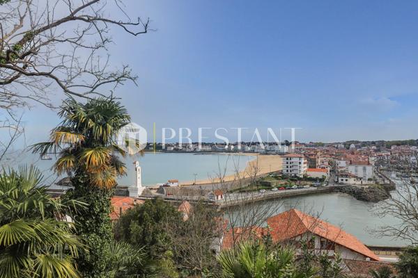 PAULA – COLLINE DE BORDAGAIN – VUE EPOUSTOUFLANTE ET PISCINE – 10 PERSONNES, CIBOURE
