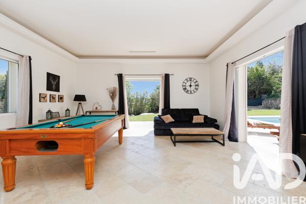 Maison à vendre 5 pièces 254 m² Grasse