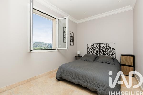 Maison à vendre 5 pièces 254 m² Grasse