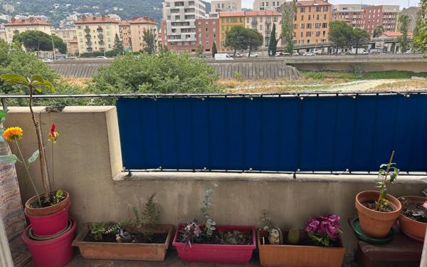 Appartement à vendre    3 pièces • 72,70 m2 Nice