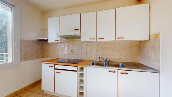 Vente                                                      Appartement
                        
                     4 pièces                      87 m2                     à Mainvilliers