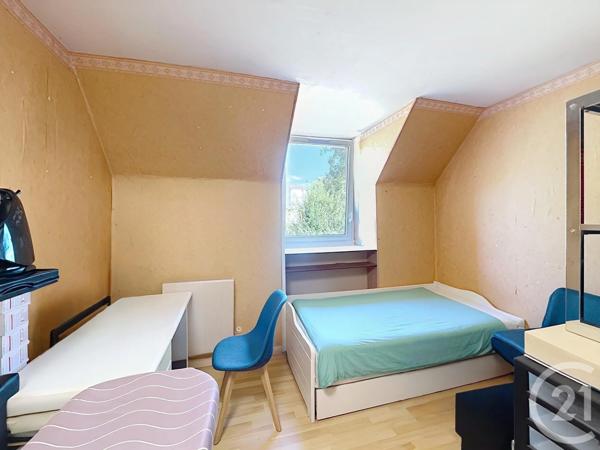 Maison à vendre  7 pièces - 138,13 m 2   SAVIGNY LE TEMPLE  - 77