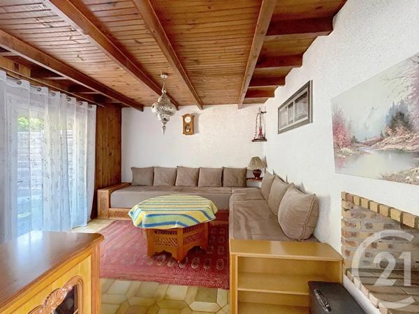 Maison à vendre  7 pièces - 138,13 m 2   SAVIGNY LE TEMPLE  - 77