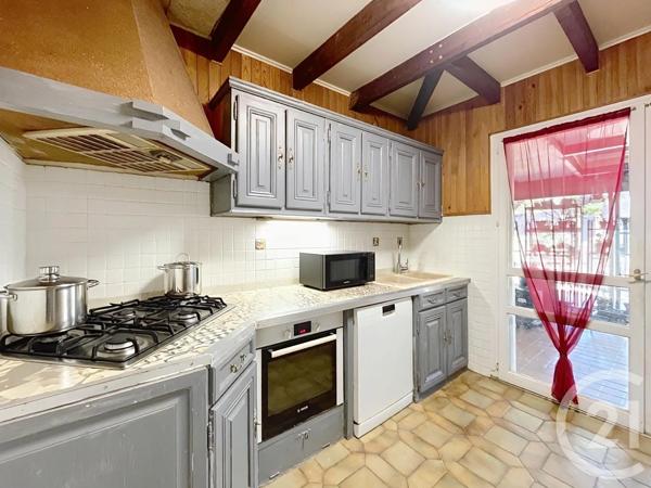 Maison à vendre  7 pièces - 138,13 m 2   SAVIGNY LE TEMPLE  - 77