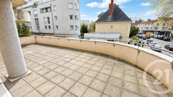 Appartement T3 à vendre  3 pièces - 65,87 m 2   CHARTRES  - 28