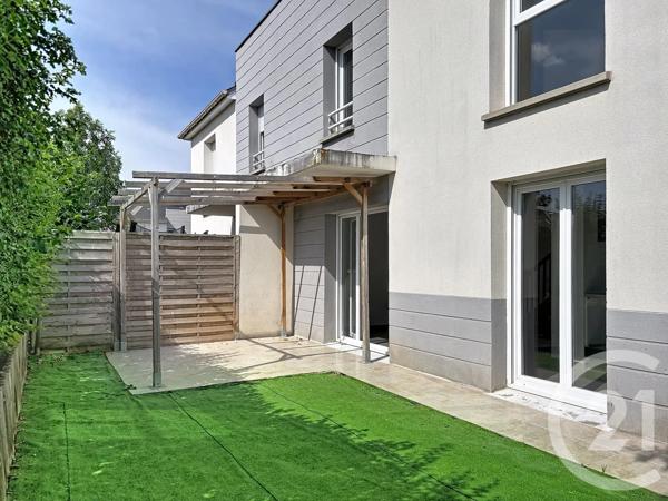 Appartement T3 à vendre  3 pièces - 65,87 m 2   CHARTRES  - 28