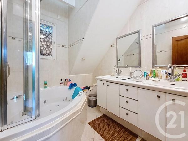 Maison à vendre  5 pièces - 139,49 m 2   OZOIR LA FERRIERE  - 77