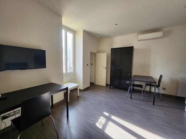 EXCLUSIVITE AVIGNON - Studio à louer Avignon Centre ? Climatisé ? Cuisine équipée