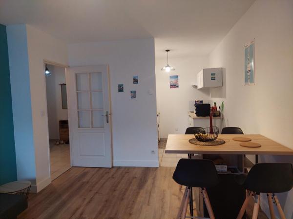 À louer – Appartement T2 avec ascenseur et parking sécurisé – Laval
