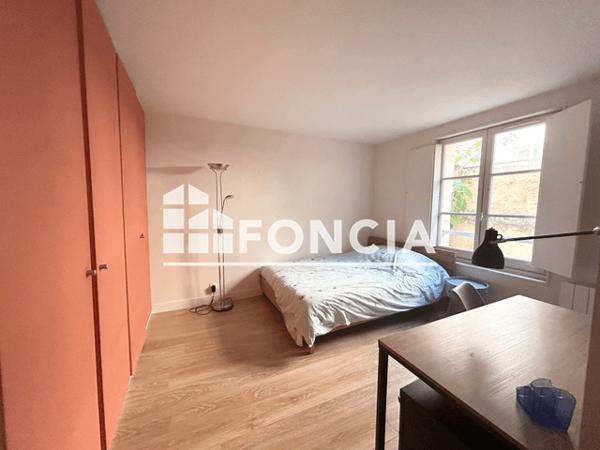Location Appartement meublé 3 pièces 78.83 m² - 161 RUE STE CATHERINE Bordeaux 33000