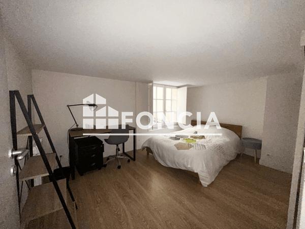 Location Appartement meublé 3 pièces 78.83 m² - 161 RUE STE CATHERINE Bordeaux 33000