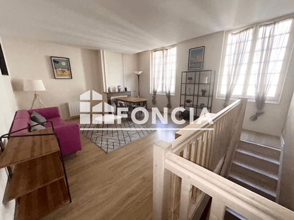 Location Appartement meublé 3 pièces 78.83 m² - 161 RUE STE CATHERINE Bordeaux 33000