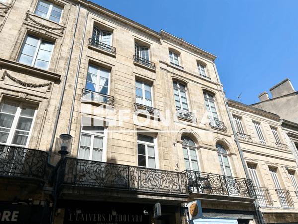 Location Appartement meublé 3 pièces 78.83 m² - 161 RUE STE CATHERINE Bordeaux 33000