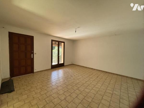 Maison de plain pied VALREAS