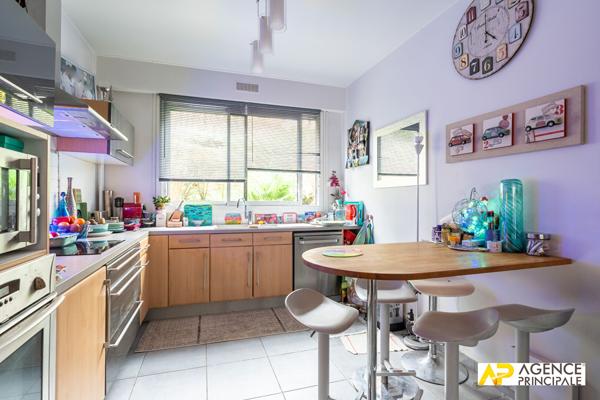 Appartement 5 pièce(s) 133 M² JARDIN 659 000 € **  - Référence  4619