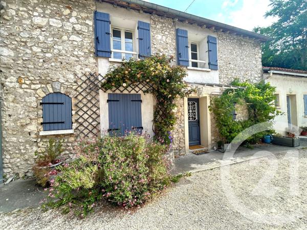 Appartement F2 à vendre  2 pièces - 65,89 m 2   ETAMPES  - 91