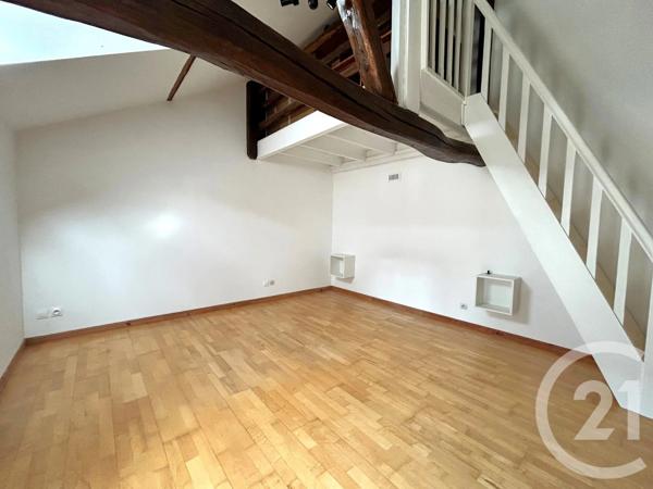 Appartement F2 à vendre  2 pièces - 65,89 m 2   ETAMPES  - 91