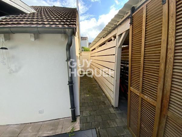 Maison plain pied 6 pièce(s) 148 m2 à Creutzwald