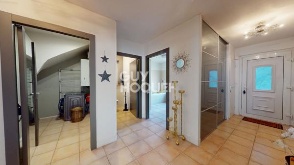 Maison plain pied 6 pièce(s) 148 m2 à Creutzwald