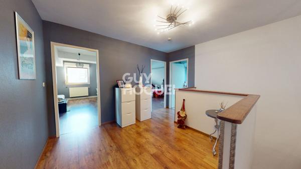 Maison plain pied 6 pièce(s) 148 m2 à Creutzwald