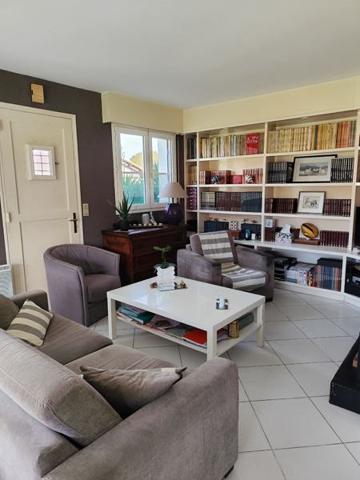 Maison à vendre |  Saint-Pierre-du-Mont |  4 pièces | 83 m²