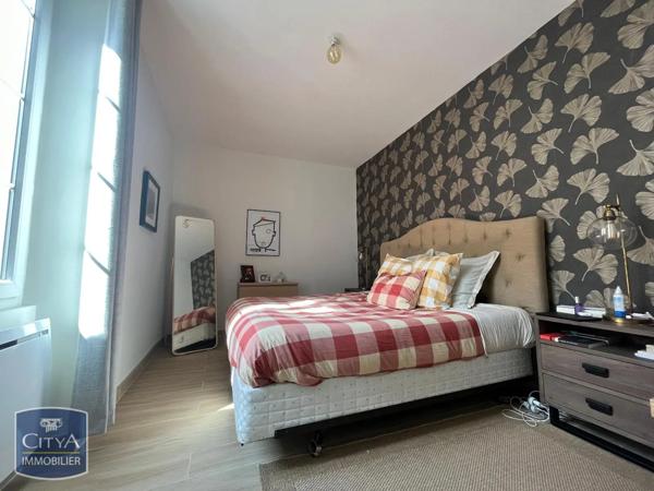 Appartement à louer 4 pièces 96.69m² Nîmes (30000)