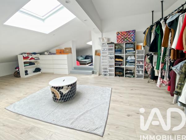 Maison à vendre 10 pièces 300 m² Chevry-Cossigny