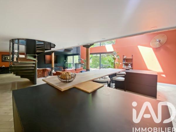 Maison à vendre 10 pièces 300 m² Chevry-Cossigny