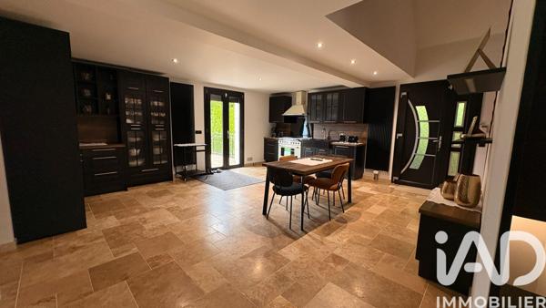 Maison à vendre 7 pièces 165 m² Montfermeil