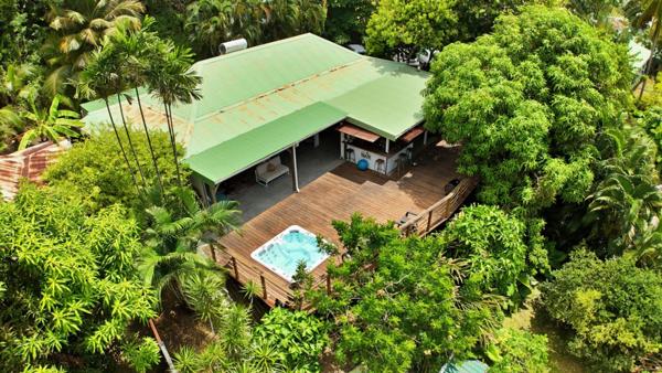 Villa F5 de standing de 268 m² - vue mer avec jacuzzi à Sainte-Marie